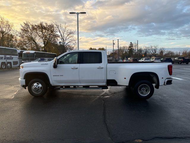 2022 Chevrolet Silverado 3500HD High Country