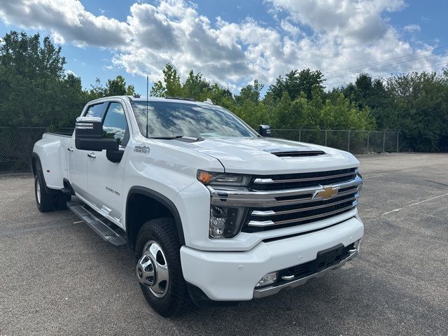 2022 Chevrolet Silverado 3500HD High Country