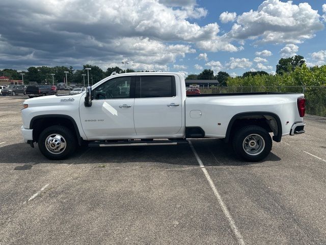 2022 Chevrolet Silverado 3500HD High Country