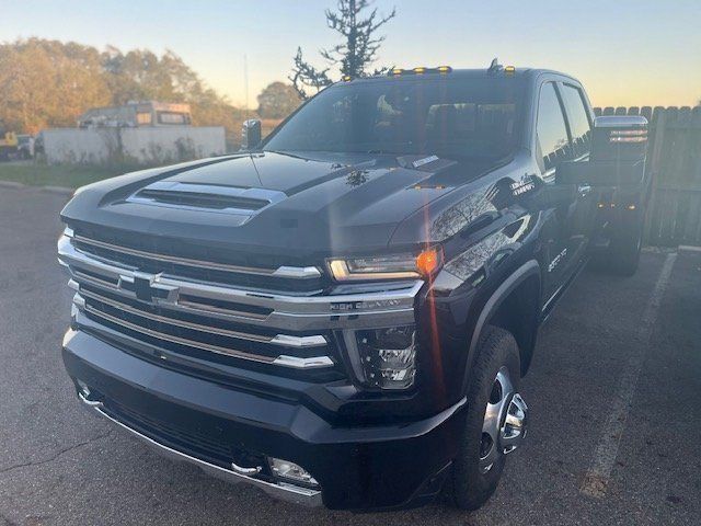 2022 Chevrolet Silverado 3500HD High Country