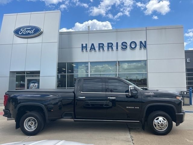 2022 Chevrolet Silverado 3500HD High Country