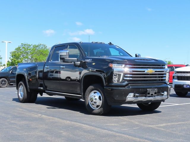 2022 Chevrolet Silverado 3500HD High Country