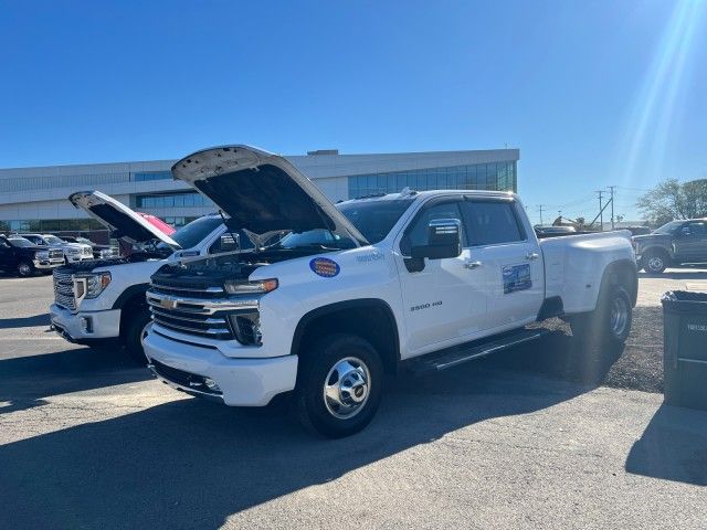 2022 Chevrolet Silverado 3500HD High Country