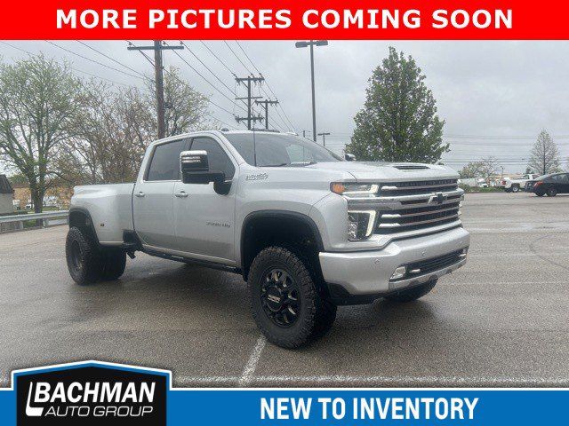 2022 Chevrolet Silverado 3500HD High Country