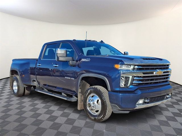 2022 Chevrolet Silverado 3500HD High Country