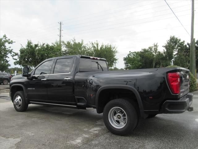 2022 Chevrolet Silverado 3500HD High Country