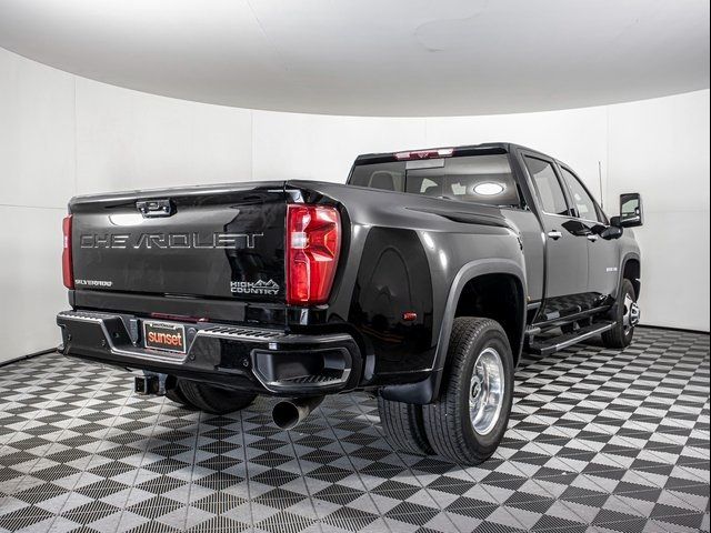 2022 Chevrolet Silverado 3500HD High Country