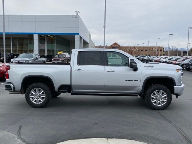 2022 Chevrolet Silverado 3500HD High Country