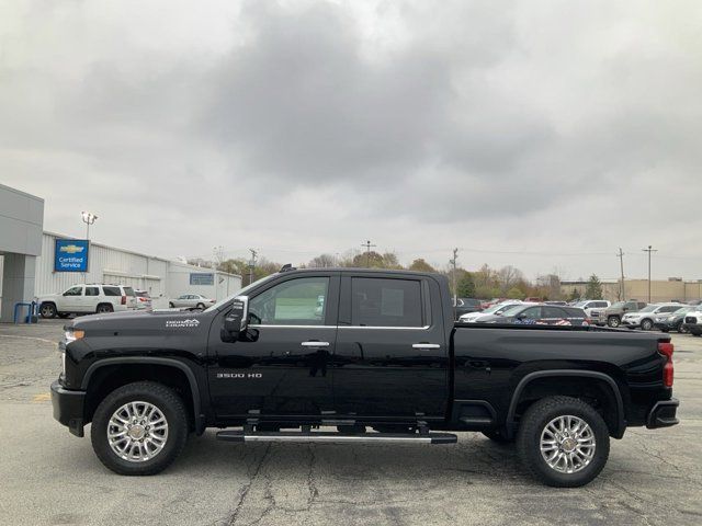 2022 Chevrolet Silverado 3500HD High Country