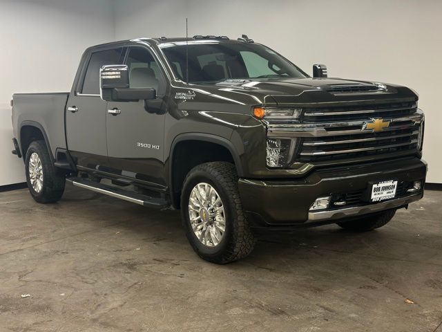 2022 Chevrolet Silverado 3500HD High Country