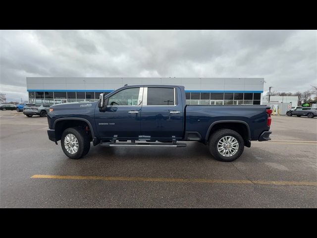 2022 Chevrolet Silverado 3500HD High Country