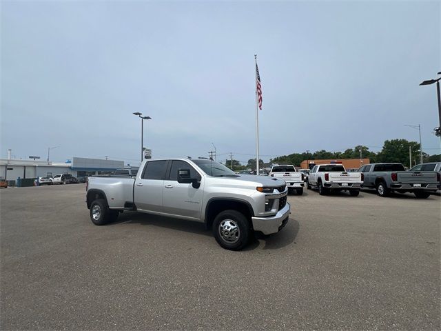 2022 Chevrolet Silverado 3500HD LT