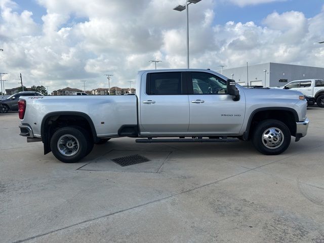 2022 Chevrolet Silverado 3500HD LT