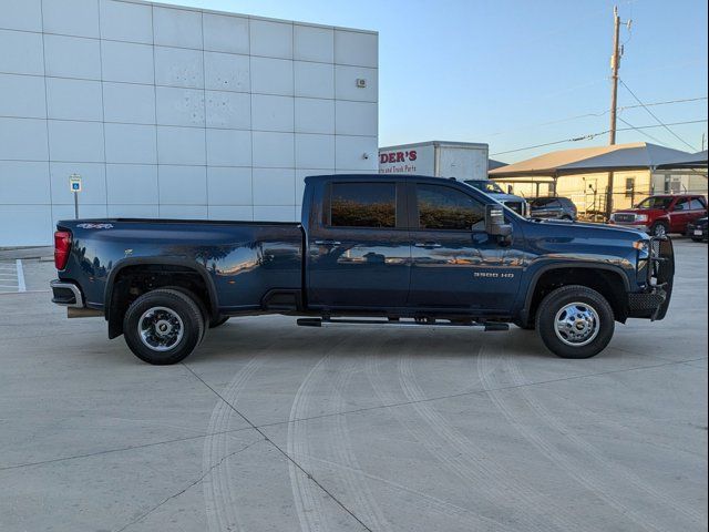 2022 Chevrolet Silverado 3500HD LT