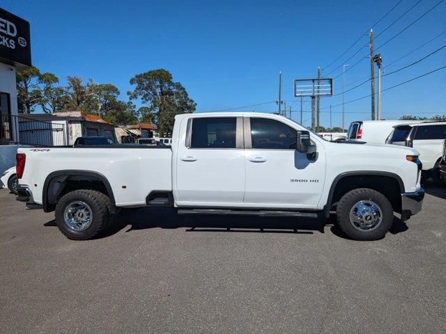 2022 Chevrolet Silverado 3500HD LT