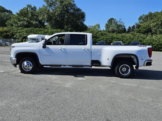 2022 Chevrolet Silverado 3500HD LT