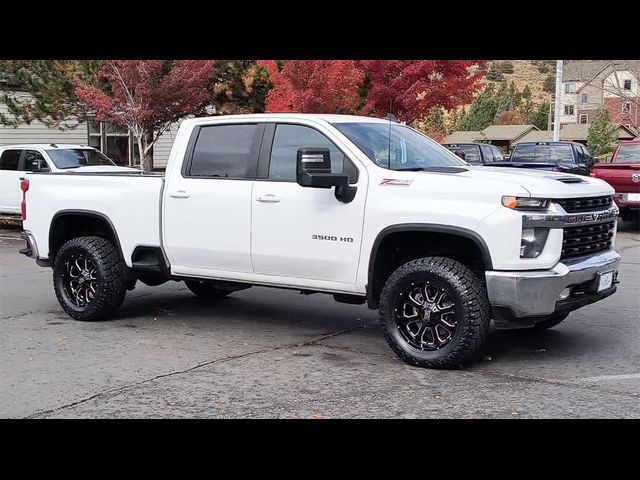 2022 Chevrolet Silverado 3500HD LT