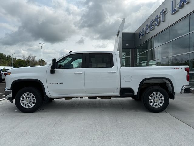 2022 Chevrolet Silverado 3500HD LT