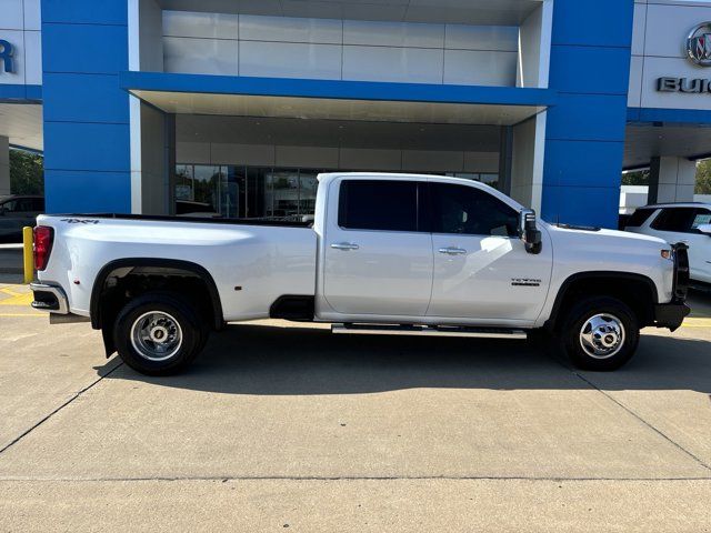 2022 Chevrolet Silverado 3500HD LTZ