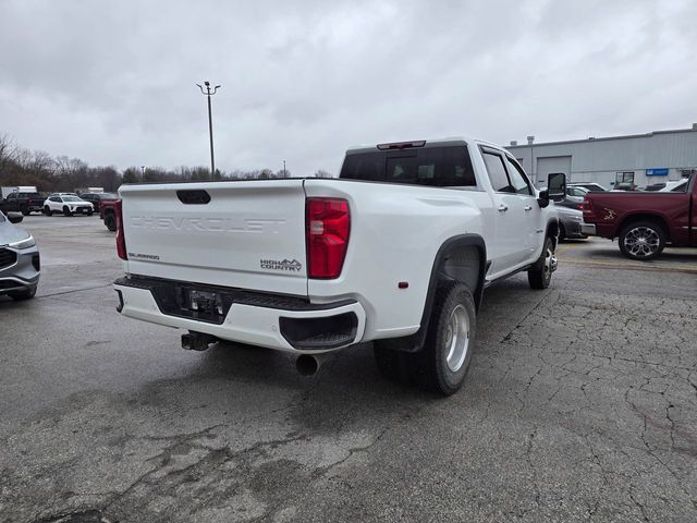 2022 Chevrolet Silverado 3500HD High Country