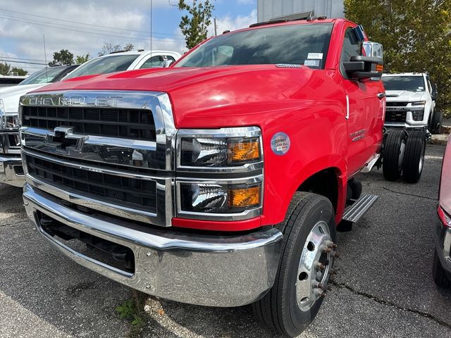 2022 Chevrolet Silverado MD LT