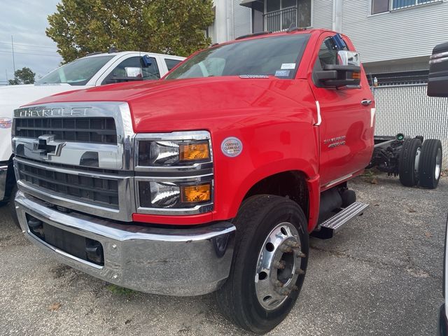 2022 Chevrolet Silverado MD LT