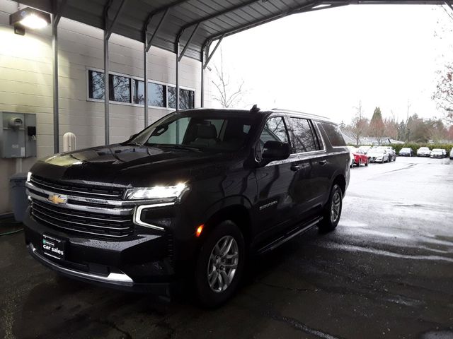 2022 Chevrolet Suburban LT