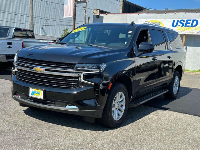 2022 Chevrolet Suburban LT