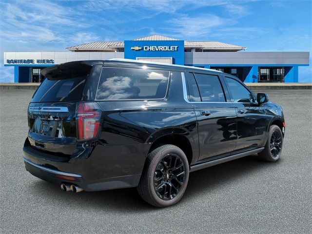 2022 Chevrolet Suburban High Country