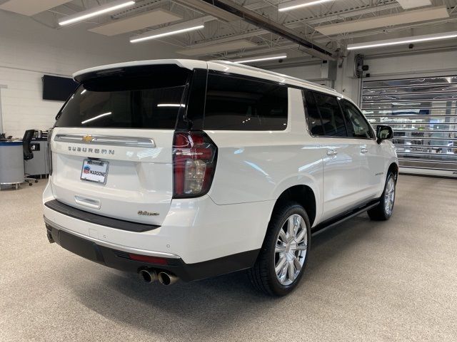 2022 Chevrolet Suburban High Country