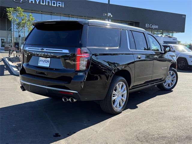 2022 Chevrolet Suburban High Country