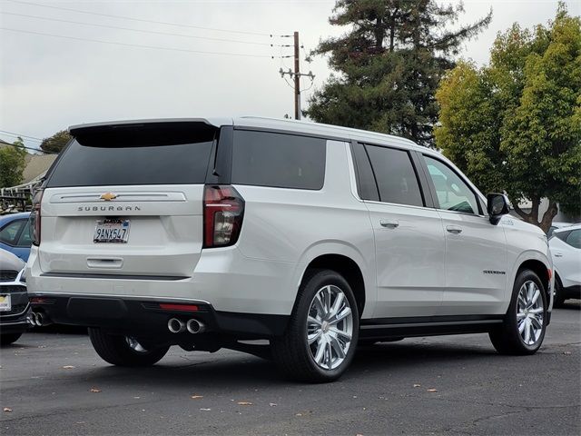 2022 Chevrolet Suburban High Country