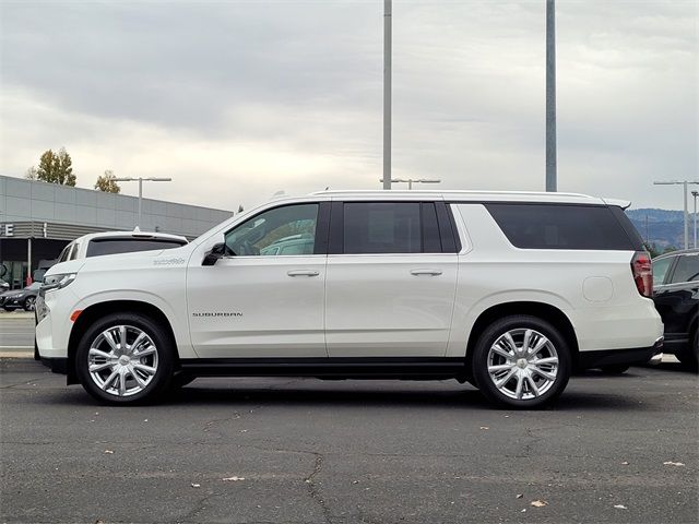 2022 Chevrolet Suburban High Country