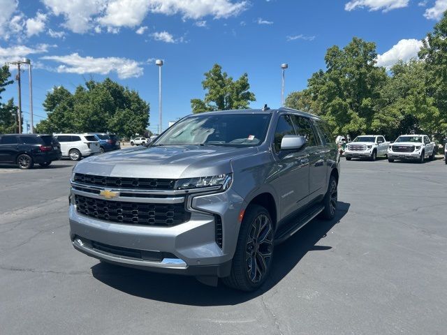 2022 Chevrolet Suburban LS