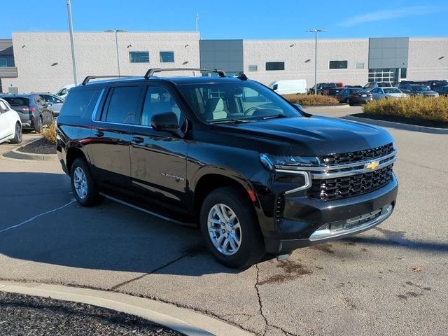 2022 Chevrolet Suburban LS