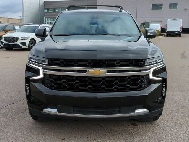 2022 Chevrolet Suburban LS