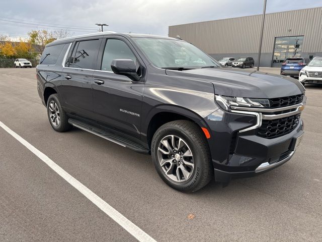 2022 Chevrolet Suburban LS