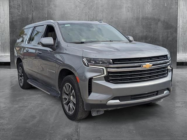 2022 Chevrolet Suburban LT