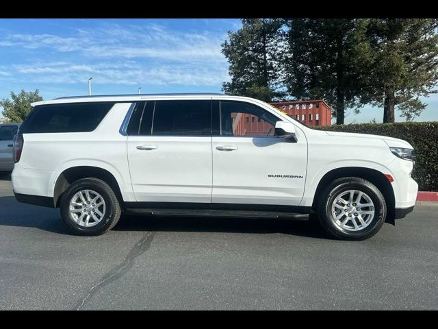 2022 Chevrolet Suburban LT