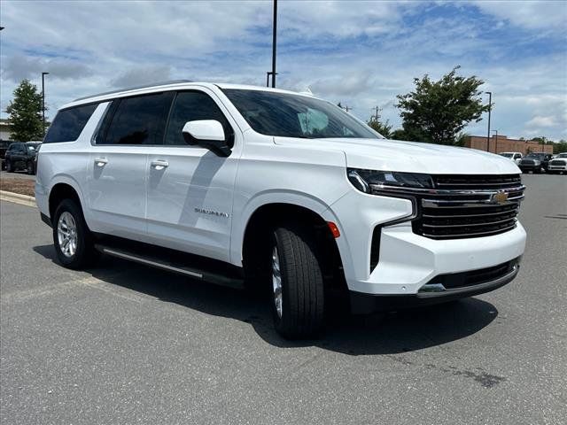 2022 Chevrolet Suburban LT