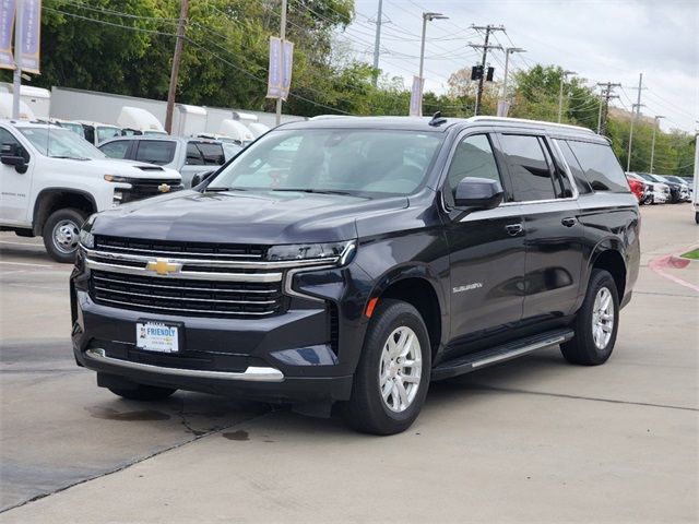 2022 Chevrolet Suburban LT