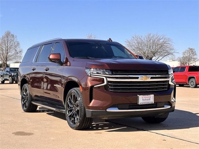 2022 Chevrolet Suburban LT