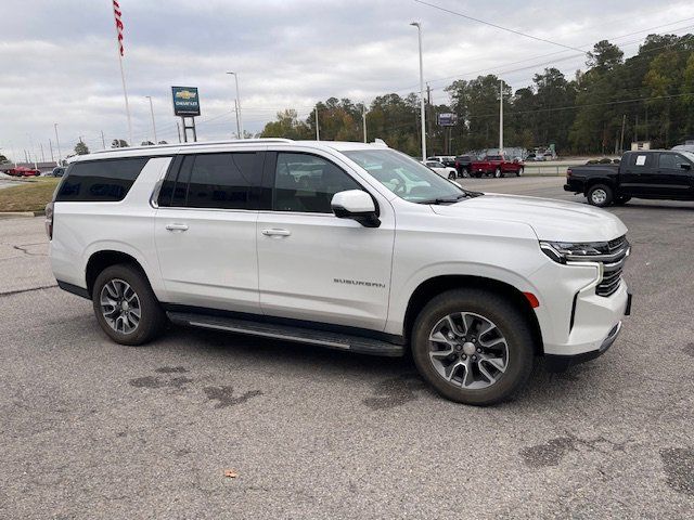 2022 Chevrolet Suburban LT