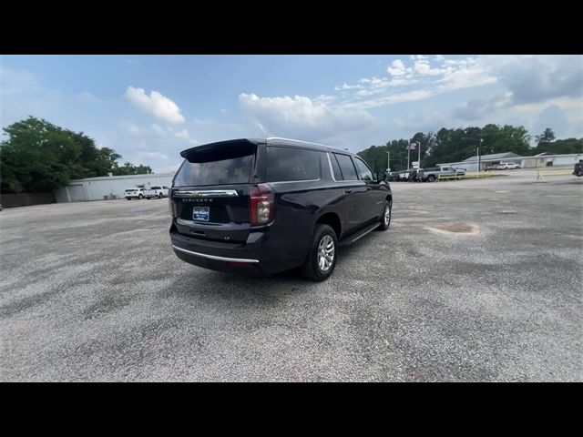 2022 Chevrolet Suburban LT