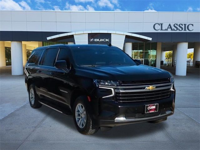 2022 Chevrolet Suburban LT