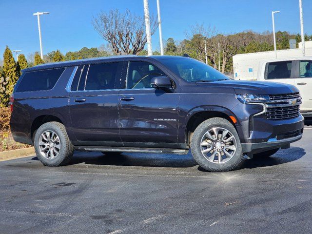 2022 Chevrolet Suburban LT