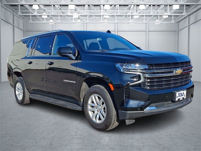 2022 Chevrolet Suburban LT