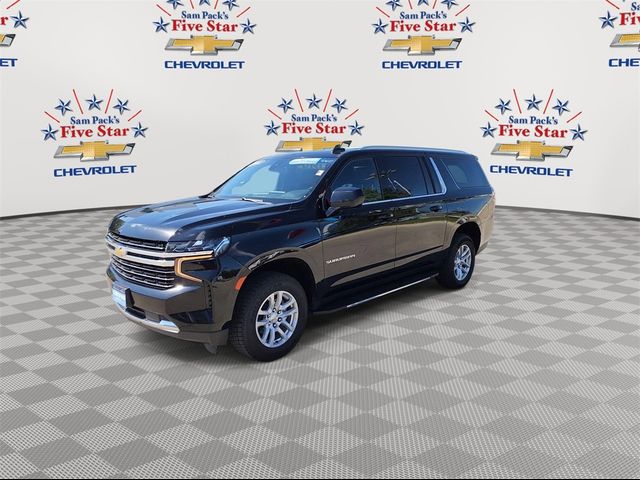 2022 Chevrolet Suburban LT