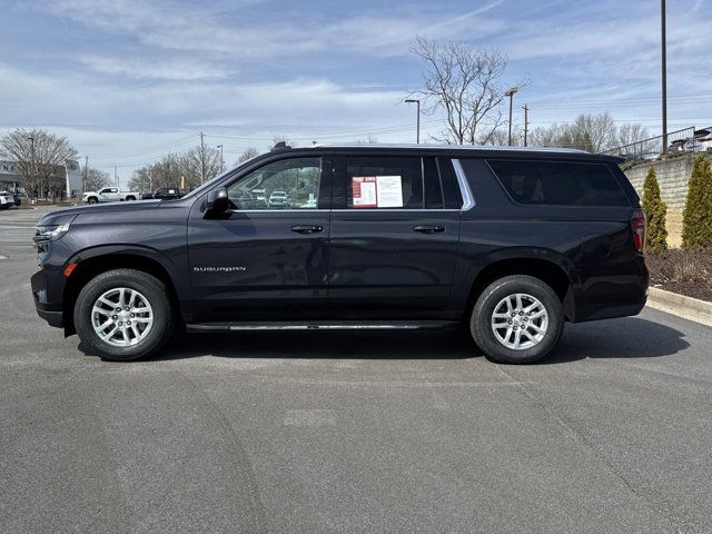 2022 Chevrolet Suburban LT