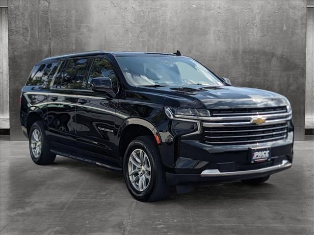 2022 Chevrolet Suburban LT